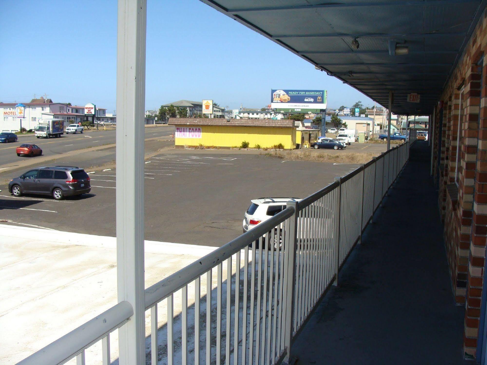Money Saver Motel Newport Exterior foto